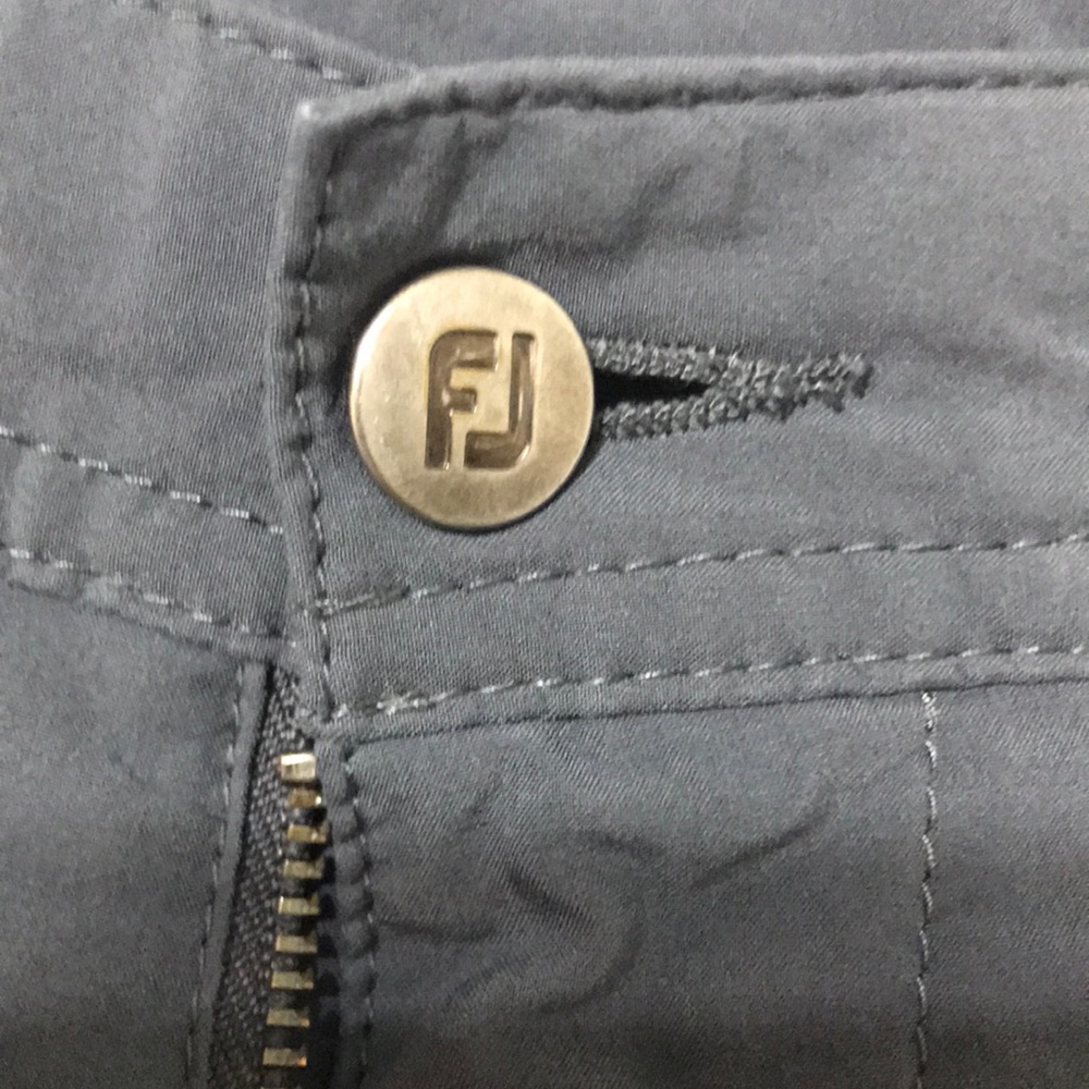 FootJoy lightweight golf shorts